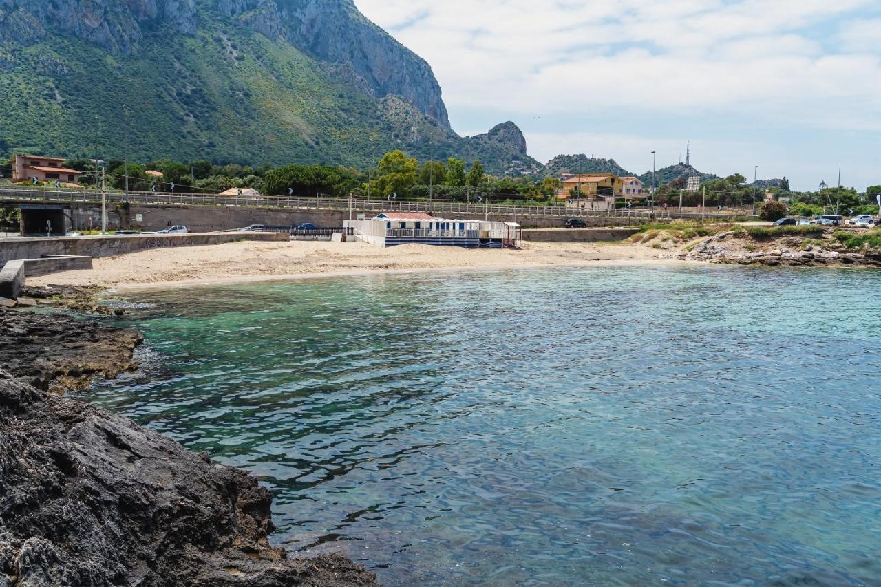 Airport Sicily Palermo *